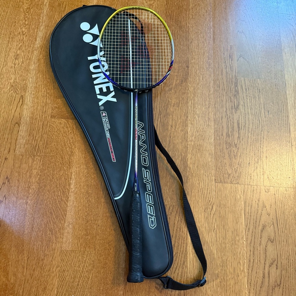 Yonex NanoSpeed 9000 Badminton Racket With Cover Set